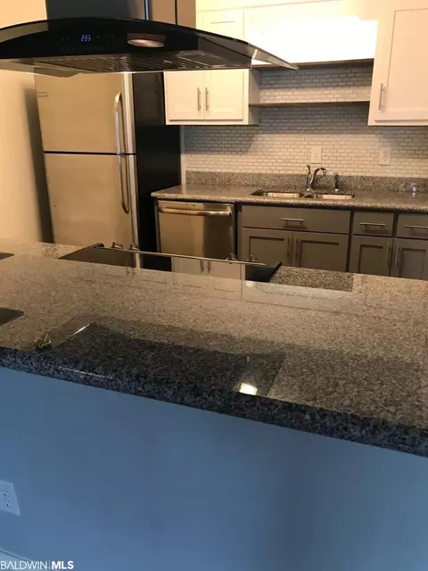 4009 Old Shell Rd #B4, Mobile, AL 36608 photo 5