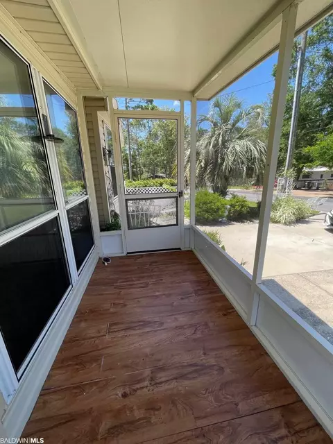 498 Elberta Loop, Lillian, AL 36549 photo 3