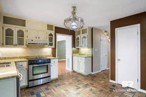 109 Lakeview Loop, Daphne, AL 36526 photo 9