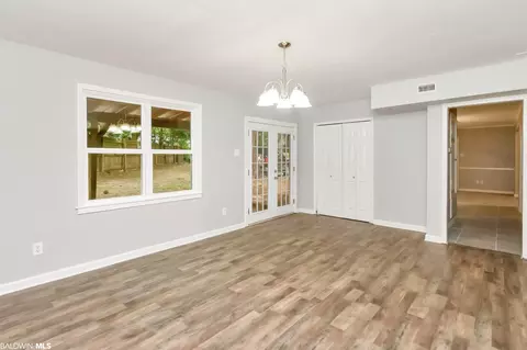 2301 E Highpoint Dr, Mobile, AL 36693 photo 7