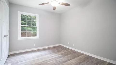3366 Sherringham Dr, Mobile, AL 36609 photo 3