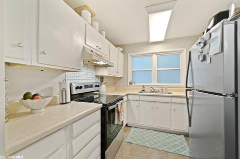 2571 E Daniels Rd, Mobile, AL 36605 photo 8