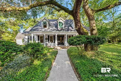 727 Oak Bluff Dr, Daphne, AL 36526 photo 1