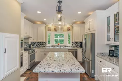 240 Suffolk Rd, Mobile, AL 36608 photo 11