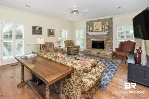 240 Suffolk Rd, Mobile, AL 36608 photo 7