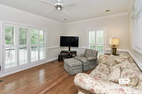 240 Suffolk Rd, Mobile, AL 36608 photo 5