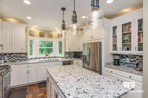 240 Suffolk Rd, Mobile, AL 36608 photo 12