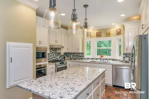 240 Suffolk Rd, Mobile, AL 36608 photo 14