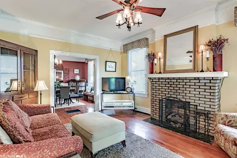 22 Macy Pl, Mobile, AL 36604 photo 5