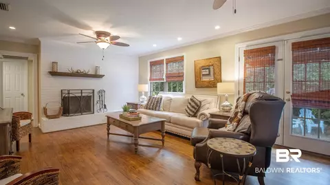 4577 Hillview Dr, Mobile, AL 36609 photo 5