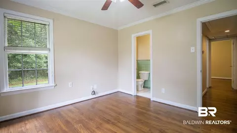 4577 Hillview Dr, Mobile, AL 36609 photo 13