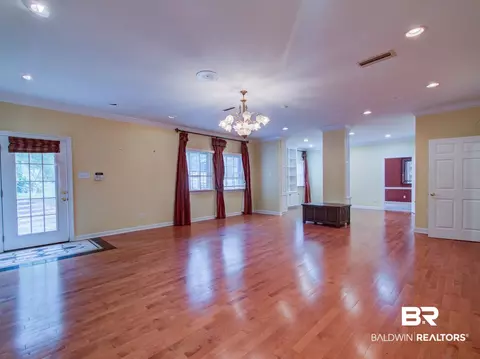 550 S Cody Rd, Mobile, AL 36695 photo 8