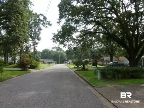 5267 Tyden Ct, Mobile, AL 36604 photo 2