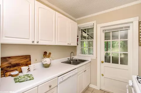 313 E Border Dr, Mobile, AL 36608 photo 12