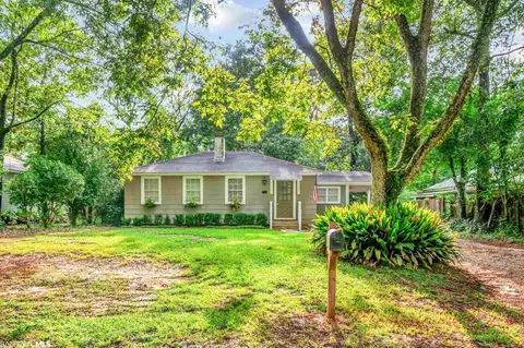 313 E Border Dr, Mobile, AL 36608 photo 2