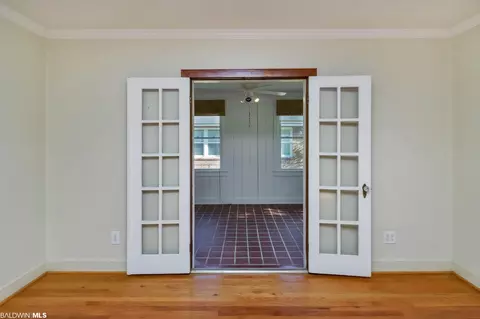 2608 Spring Hill Ave, Mobile, AL 36607 photo 7