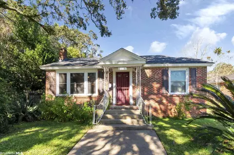 2608 Spring Hill Ave, Mobile, AL 36607 photo 2
