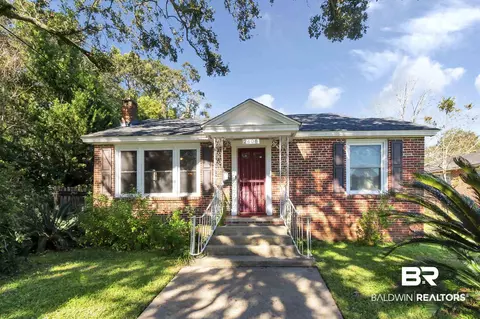 2608 Spring Hill Ave, Mobile, AL 36607 photo 2