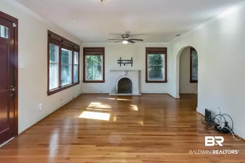 2608 Spring Hill Ave, Mobile, AL 36607 photo 3