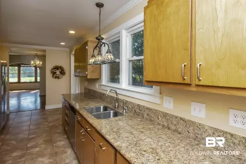 2608 Spring Hill Ave, Mobile, AL 36607 photo 18