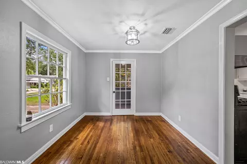 206 Hazel St, Mobile, AL 36607 photo 9