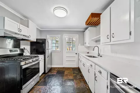 206 Hazel St, Mobile, AL 36607 photo 10