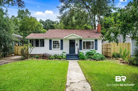 206 Hazel St, Mobile, AL 36607 photo 2