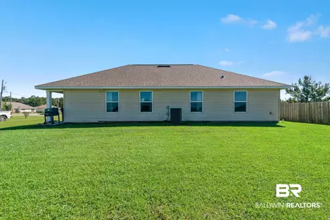 134 Eagles Loop, Robertsdale, AL 36567 photo 3