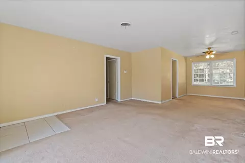 851 Graymont Dr, Mobile, AL 36608 photo 4