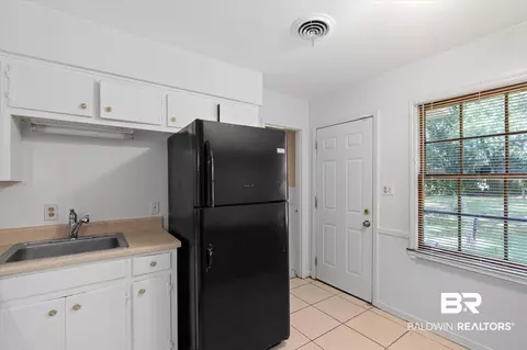 851 Graymont Dr, Mobile, AL 36608 photo 7
