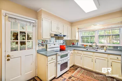 513 N Wacker Ln, Mobile, AL 36608 photo 13