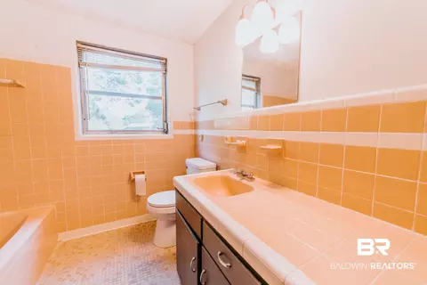 561 Markham Dr, Mobile, AL 36609 photo 15