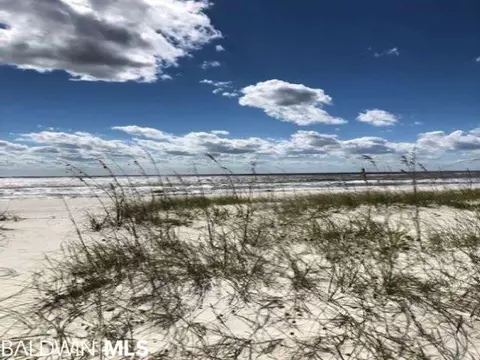 2313 W Beach Blvd, Gulf Shores, AL 36542