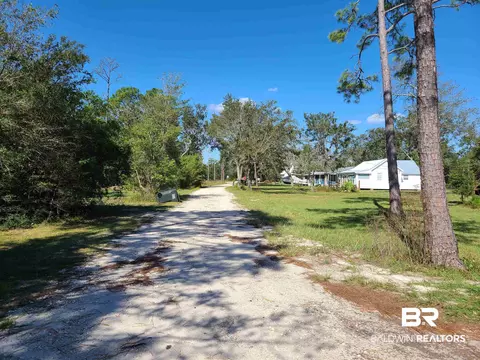 8140 Mobile Ave, Elberta, AL 36530 photo 2