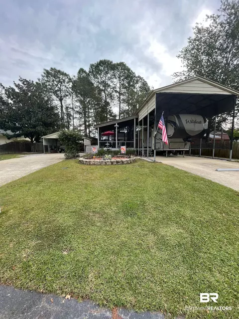 205 Defuniak Loop, Lillian, AL 36549 photo 2