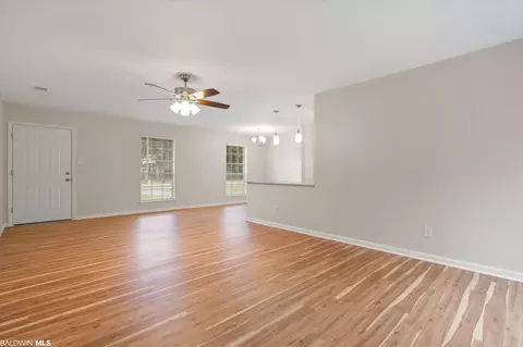 3941 Higgins Rd, Mobile, AL 36619 photo 3