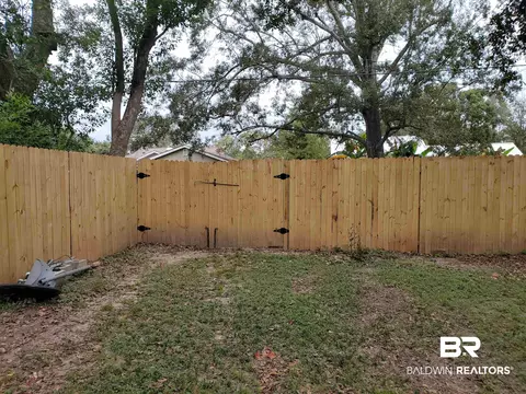 415 E Myrtle Ave, Foley, AL 36535 photo 8