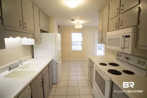 110 Windsor Dr, Daphne, AL 36526 photo 11