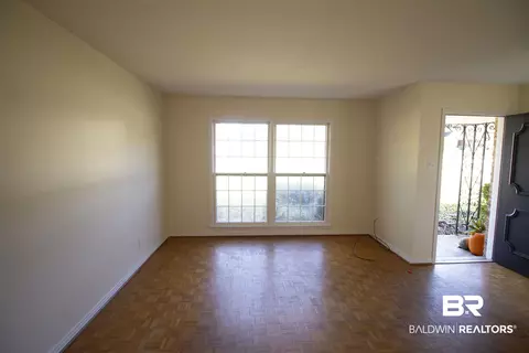 110 Windsor Dr, Daphne, AL 36526 photo 4
