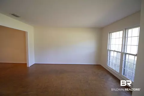 110 Windsor Dr, Daphne, AL 36526 photo 3
