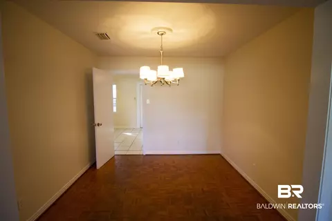 110 Windsor Dr, Daphne, AL 36526 photo 6