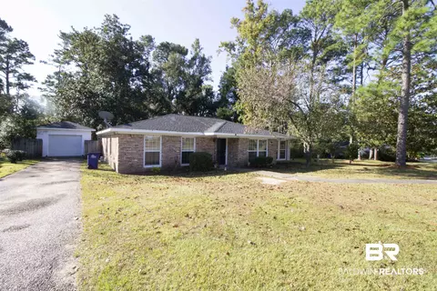 110 Windsor Dr, Daphne, AL 36526 photo 2