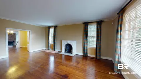 319 Bromley Pl, Mobile, AL 36606 photo 4