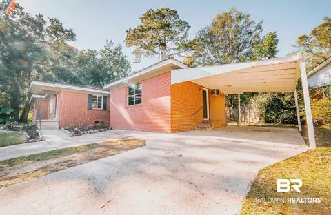 720 E Salvia St, Mobile, AL 36606 photo 2