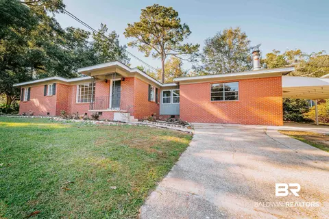 720 E Salvia St, Mobile, AL 36606 photo 3