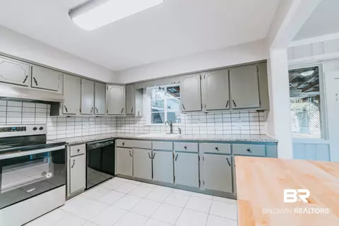 720 E Salvia St, Mobile, AL 36606 photo 14