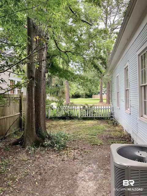 25 Lee St, Mobile, AL 36604 photo 13