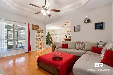 2885 E Rebecca Dr, Mobile, AL 36618 photo 4