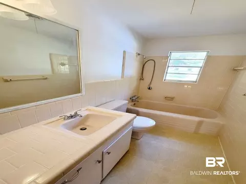 1605 Regency Dr, Mobile, AL 36693 photo 11
