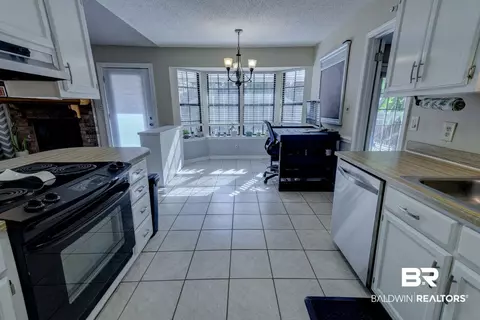 124 Michael Loop, Daphne, AL 36526 photo 9